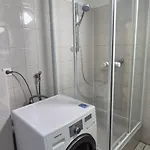 Monteur- & Geschaeftsapartment Mit Parkplatz 아파트